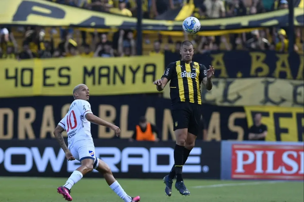 Último partido de Coelho a nivel local, el clásico