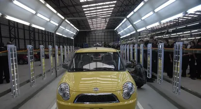 Industria tuvo su menor número  de horas trabajadas en nueve años