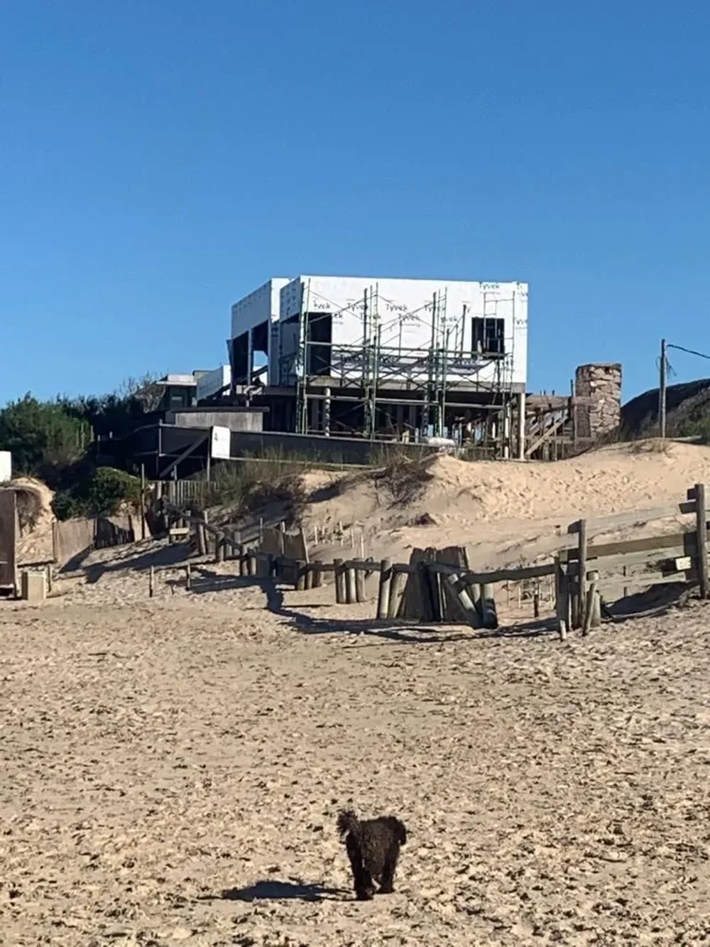 Una de las casas instalada en el balneario