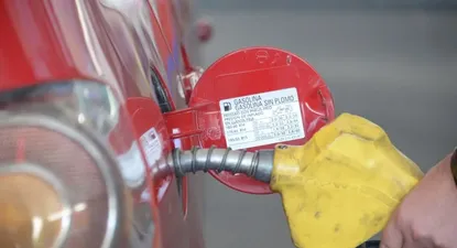 Importación de nafta es más rentable que refinarla en La Teja