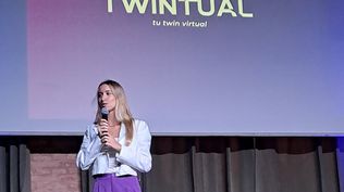 Cristina Grau, estudiante del master de Ciencia de Datos de la UOC, en la presentación de Twintual