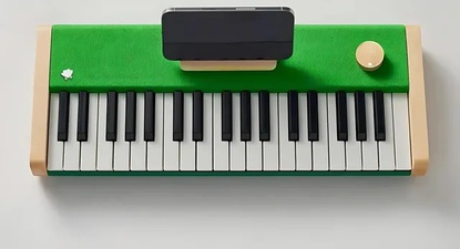 El Loog x Duolingo incluye tarjetas didácticas para principiantes, teclas sensibles a la velocidad, batería, altavoces integrados, y conectores USB-C para auriculares