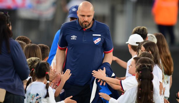 Nacional cierra la semana con concentración y el aliento de sus hinchas antes de visitar a Peñarol por las finales de la Liga AUF Uruguaya; mirá el probable equipo