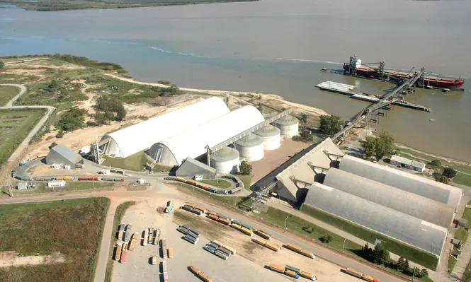 El gobierno apuesta a que sea la gran terminal portuaria del este del país