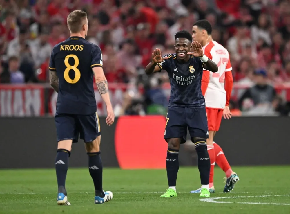 La gestión del golazo del Real Madrid.