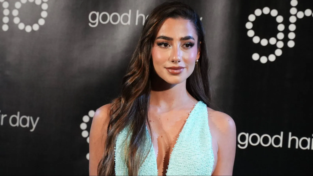 Lola Lolita busca community manager.