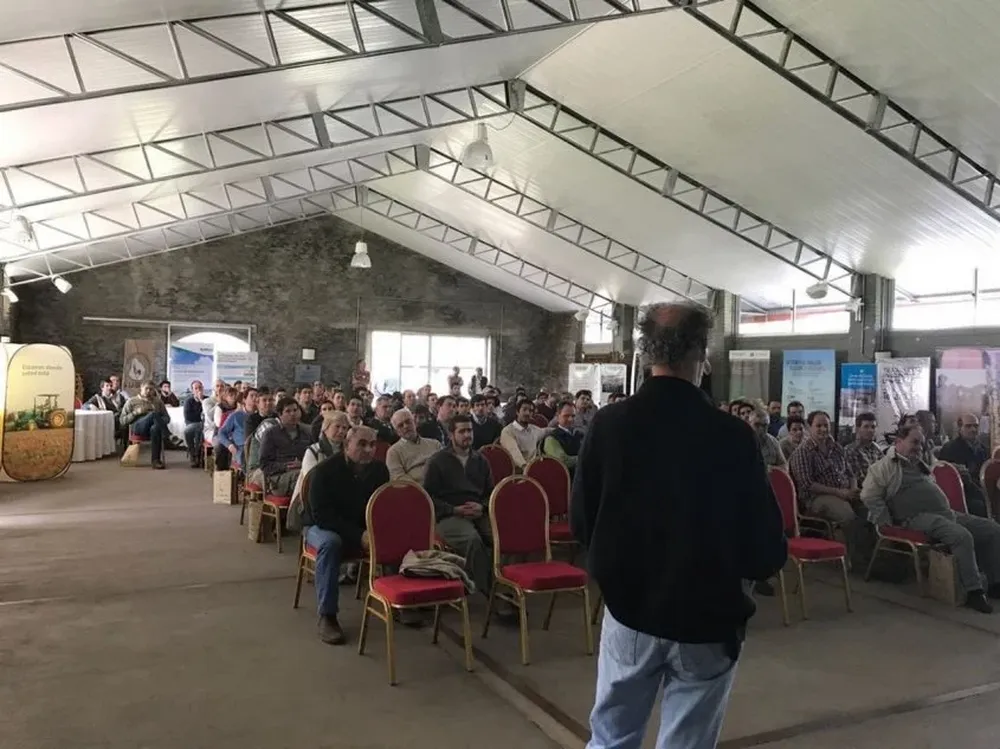 Buena concurrencia registró la jornada de empresas que promueven la siembra directa