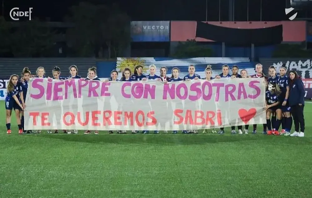 El apoyo de sus compañeras a Sabrina