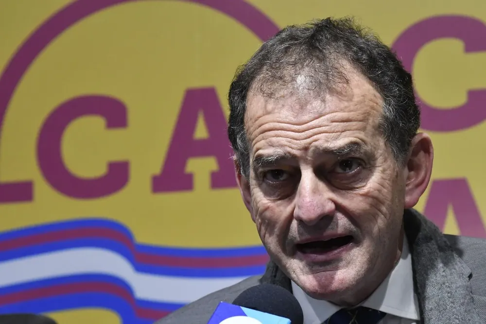 Guido Manini Ríos durante la conferencia de prensa de este miércoles.