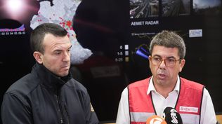 Carlos Mazón en rueda de prensa anunció las ayudas a los damnificados.