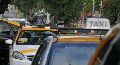 martinez: el dinero es por donde empieza el gran problema de los taxis