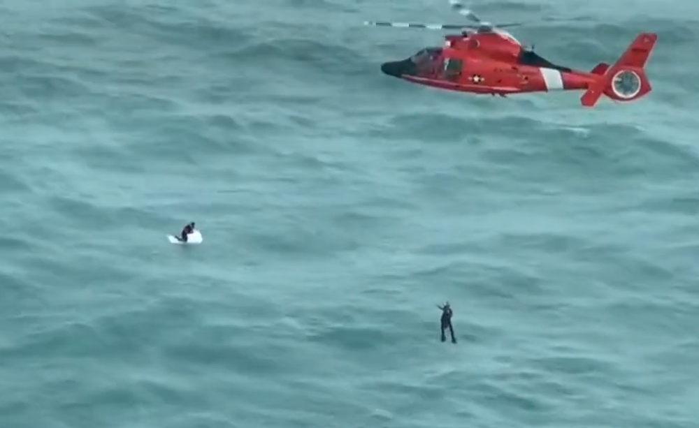 Guardia Costera de Estados Unidos rescató a un hombre