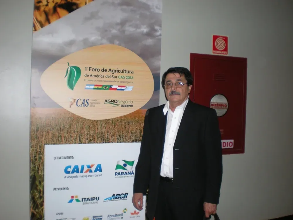 Humberto Tomassino, fue disertante en el 1er Foro de Agricultura de América del Sur, en Brasil