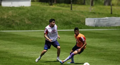 Jorge Fucile y Alejandro Barbaro