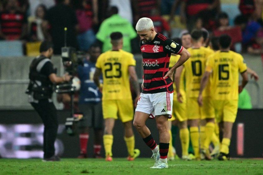 Giorgian De Arrascaeta ante Peñarol