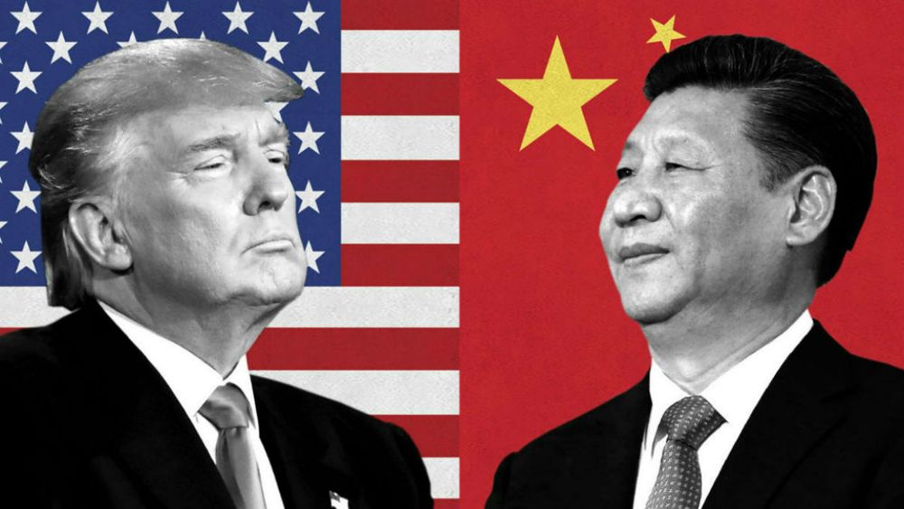 XI Jinping necesita evitar que China pierda toda tracción. Pero además quiere estar preparado para que el ataque de Trump en materia comercial lo afecte lo menos posible. El problema es que las inyecciones de liquidez tienen un costo: la moneda se devalúa. Y Jinping no sólo está acostumbrado a tener el control del yuan. Teme que la salida de capitales que ya comenzó se acelere hasta convertirse en ventas de pánico.