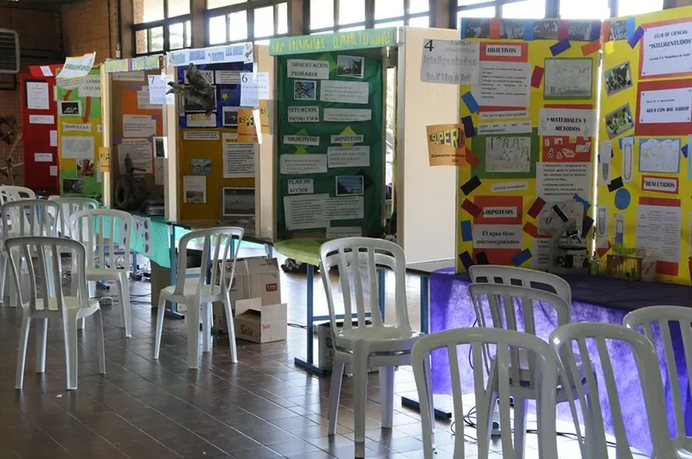 La Feria Nacional de Clubes de Ciencia de 2011 tuvo lugar en Salto. Este año será en el Parque de Vacaciones Ute-Antel, en Minas, Lavalleja