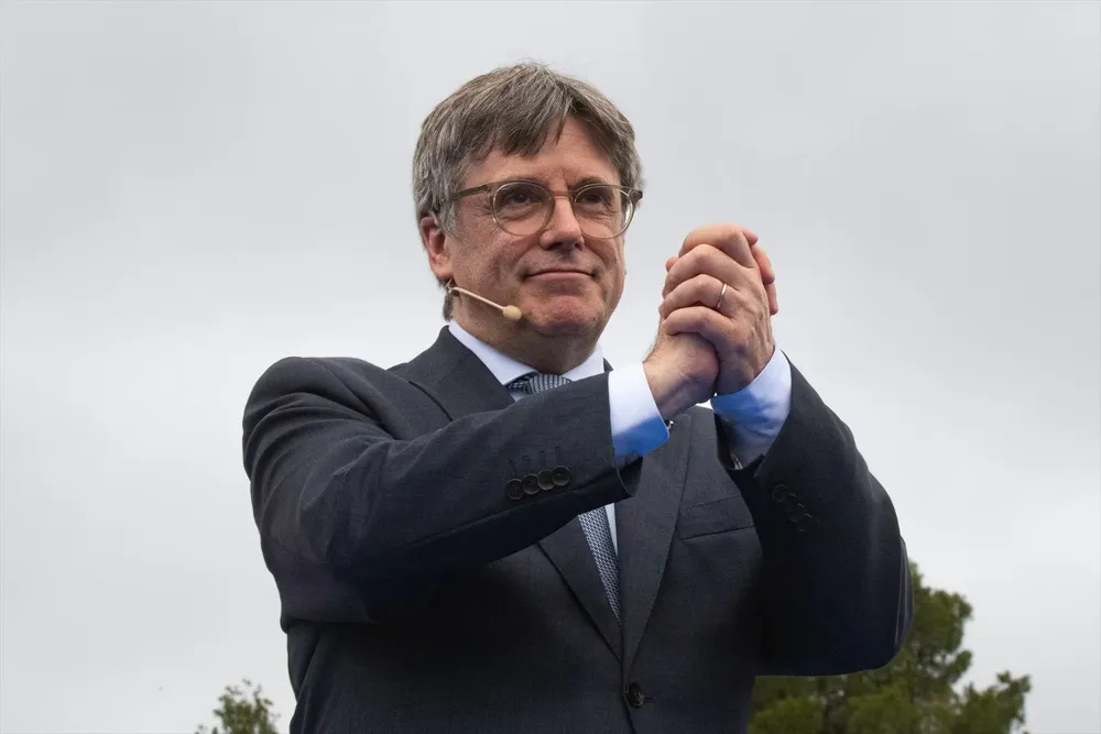 El expresidente de la Generalitat y candidato de Junts a las elecciones catalanas, Carles Puigdemont, durante un acto de Junts+, a 6 de abril de 2024, en Elna (Francia)