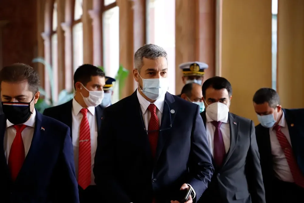 El presidente de Paraguay, Mario Abdo, es integrante del Partido Colorado paraguayo. (Archivo)