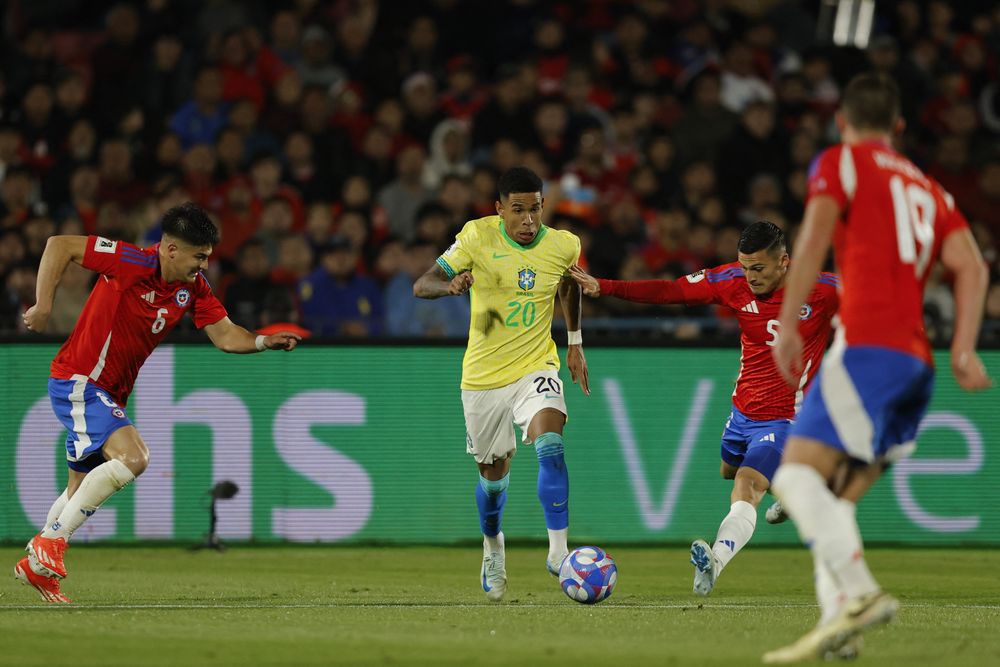 Savinho y Lucas Cepeda