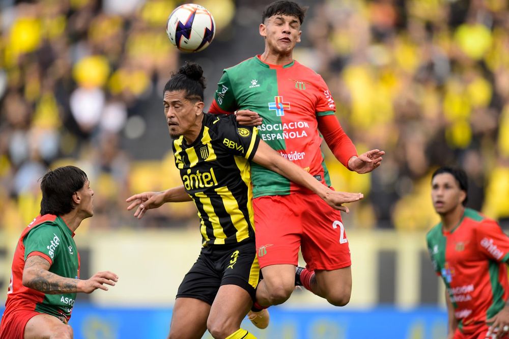 Mauricio Lemos contra Agustín Aguirre