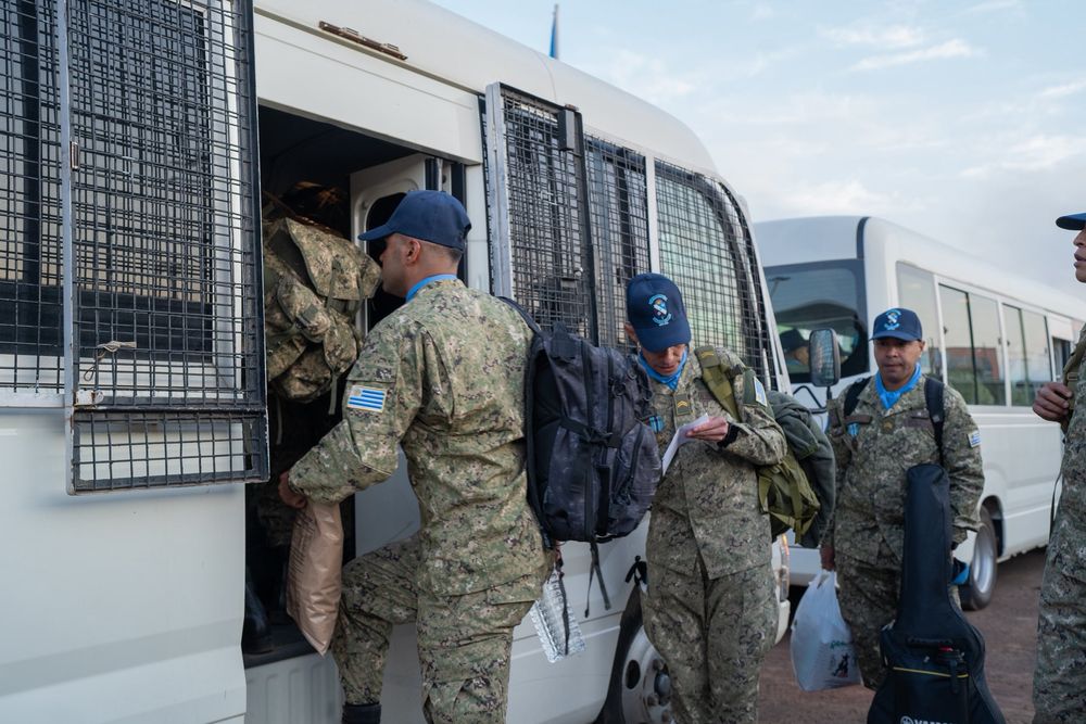 Cascos azules uruguayos emprenden la vuelta el martes 1 de julio.