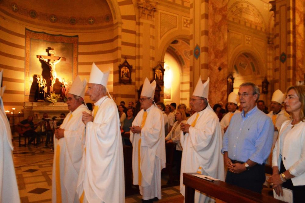 Gustavo Basso con su esposa en la catedral de Florida en la celebración de la Virgen de los Treinta y Tres el 9 de noviembre de 2019