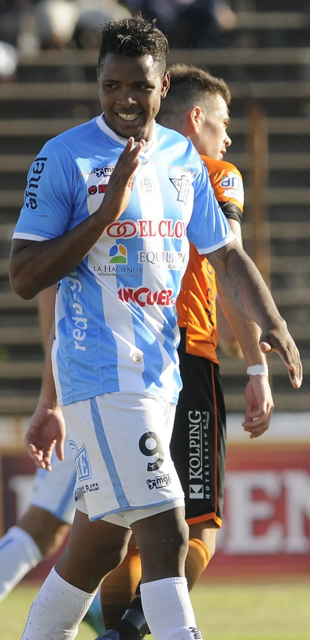 Hugo Silveira, marcó el gol 2000 de Cerro en el Uruguayo