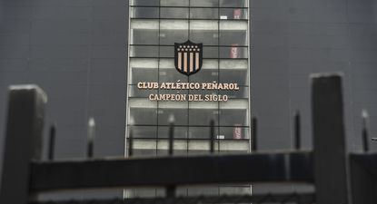 El Observador | 20250204 Vista de afuera, fachada, detalle del estadio Campeón del Siglo.