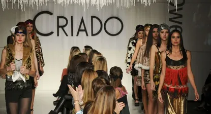 Caro Criado presentó Polaris, la elegancia de un invierno frío y fino