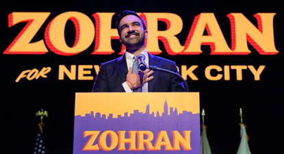 En este momento de oscuridad, Nueva York será la luz: Zohran Mamdani es elegido alcalde y se planta como la contracara de Trump