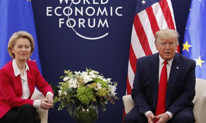 Úrsula Von der Leyen y Donald Trump