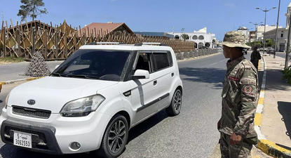 Puesto de control de las fuerzas de seguridad libias en Trípoli, este martes.&nbsp;/ EFE