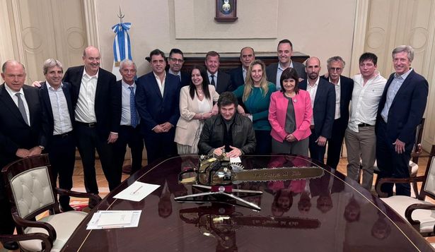 Javier Milei planteará expulsar del Congreso a todos los legisladores que tengan un proceso penal abierto