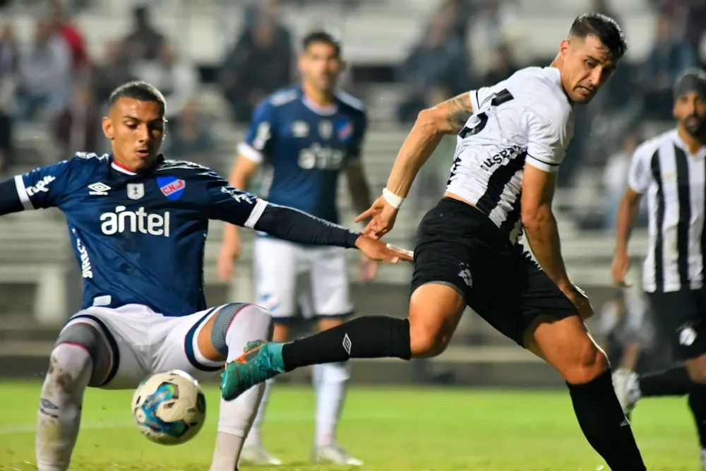 Fagúndez ingresó en el segundo tiempo contra Wanderers
