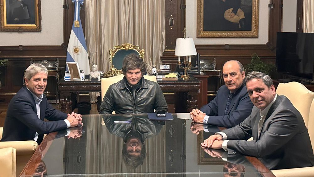 El jefe de Gabinete, Guillermo Francos, anunció la designación de Lisandro Catalán como nuevo ministro del Interior.