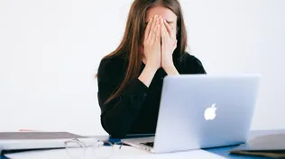 Acoso, violencia, mil días de vida y propinas: proyectos laborales que debe tratar el Parlamento