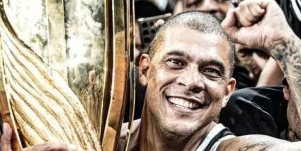 Alé Doménico, presidente de Gavioes da Fiel, la barra brava de Corinthians