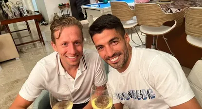 Luis Suárez y Lucas Leiva se reencontraron cuando el uruguayo firmó en Gremio