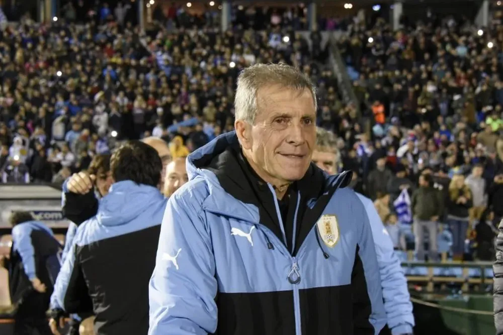 Los jugadores usaron las redes para despedir al técnico