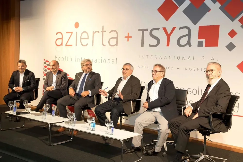 Ing. Gonzalo Rodríguez, Dr. Alejandro Jadad, Dr. Ángel Navarro, Javier Tovar, periodista Agencia EFE, Dr. Luis Rosado y Arq. Miguel Sartori