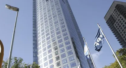 Argentina llega a un preacuerdo con España por la expropiación de YPF