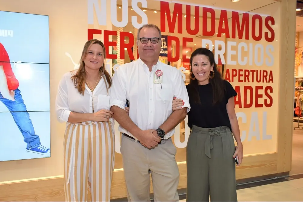 Magdalena Mutio, Christopher Jones y Ximena Quintas