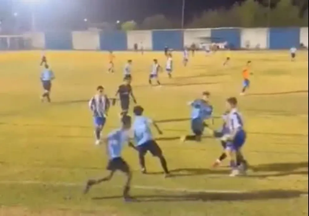 Imágenes de la batalla campal entre las selecciones sub-17 de Cerro Largo y Rivera