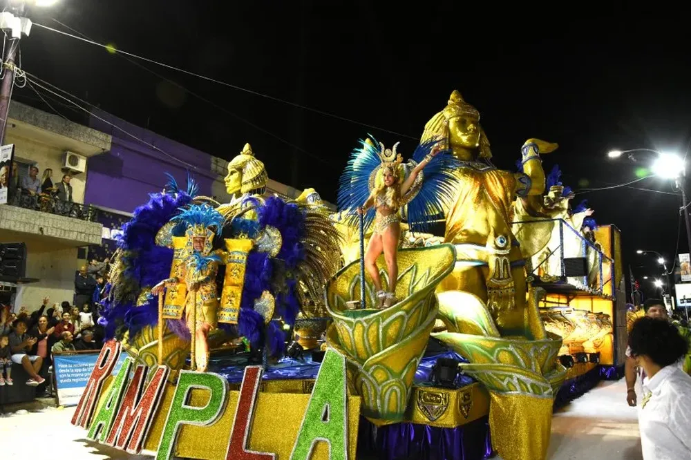 Barrio Rampla, la campeona en 2018 del Carnaval de Artigas.