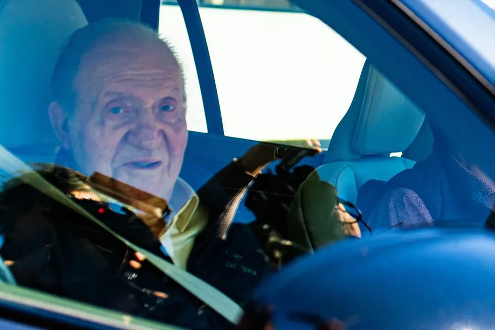 Juan Carlos I llega a Sanxenxo (Pontevedra), a 17 de abril de 2024.