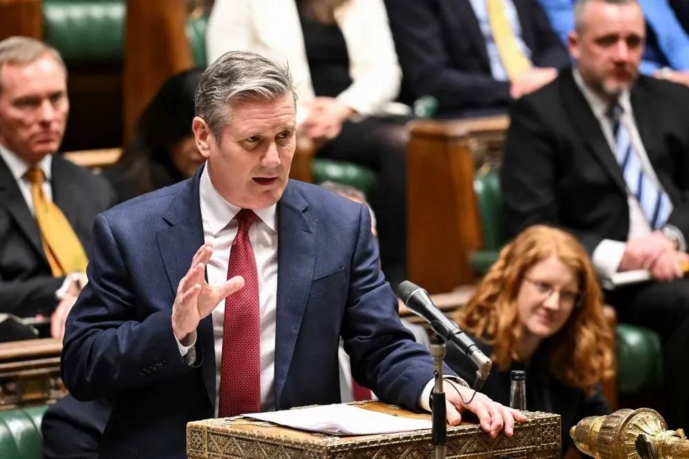 El líder laborista Keir Starmer dijo que es una oportunidad para que la clase política “se uniera y hablara con una sola voz sobre la horrenda situación”.