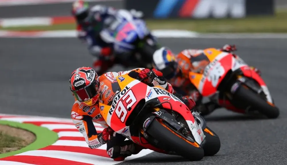 La séptima victoria consecutiva de Márquez fue la más difícil.