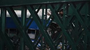 Robo de cables y un falla humana, primeras hipótesis sobre las causas del choque de trenes en Palermo