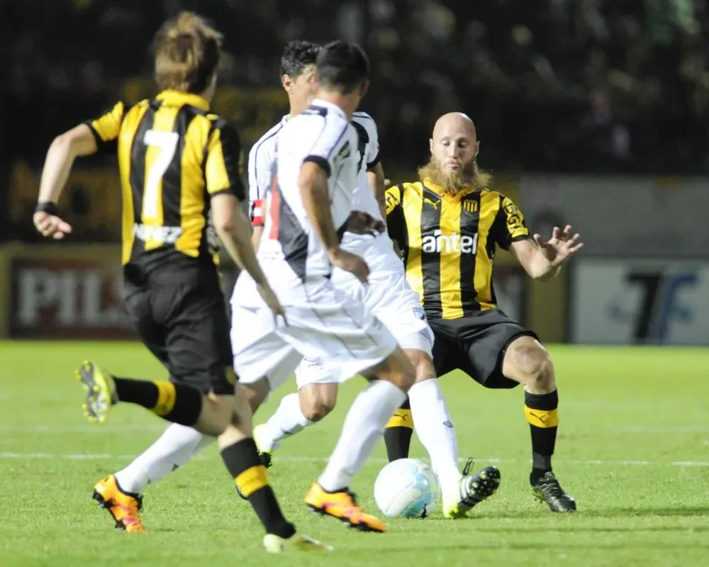 Marcel Novick, de los más queridos por la hinchada aurinegra